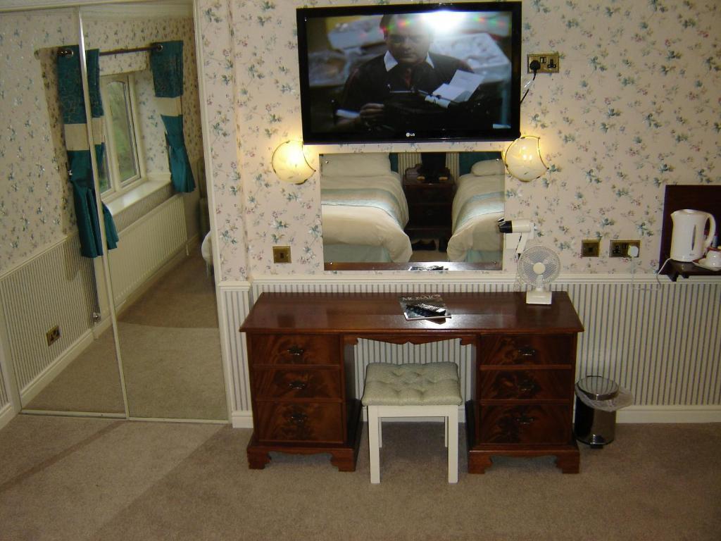 Midgley Lodge Motel & Golf Course Brotton Room photo